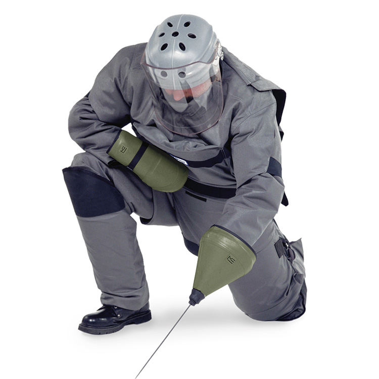 Tenue et casque de protection légère EOD LDE et LDH